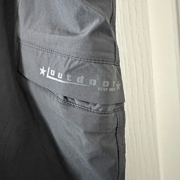 Men’s Outdoor shorts 🩳 - Picture 2 of 4